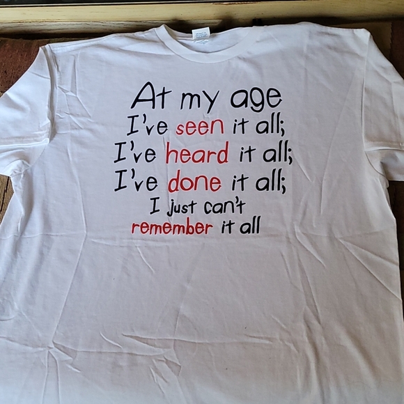 NWT 👕SHIRT.. - Picture 3 of 4